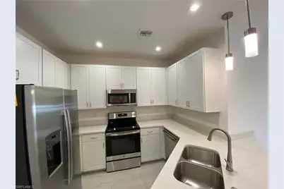 7530 Rockefeller Dr, Naples, FL 34119 - Photo 3