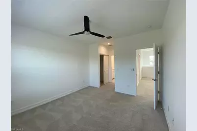 7530 Rockefeller Dr, Naples, FL 34119 - Photo 17