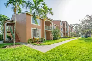 1220 Wildwood Lakes Blvd, Naples, FL 34104 - Photo 5