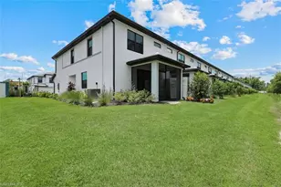 27907 Radiant Ct, Bonita Springs, FL 34135 - Photo 11