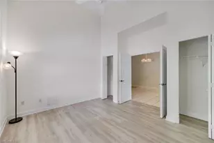 2055 Cascades Dr, Naples, FL 34112 - Photo 17