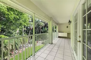 2055 Cascades Dr, Naples, FL 34112 - Photo 27