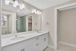 286 Indies Dr E, Naples, FL 34114 - Photo 9