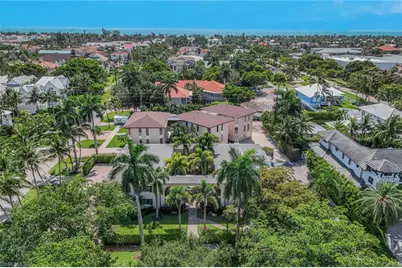 960 7th St S #105, Naples, FL 34102 - Photo 29