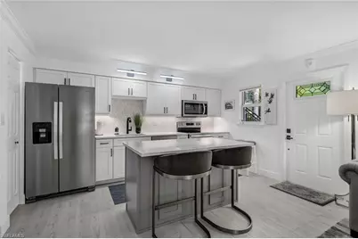 960 7th St S #105, Naples, FL 34102 - Photo 15