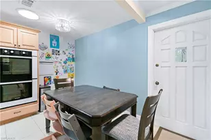 1050 6th St S, Naples, FL 34102 - Photo 15
