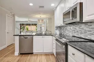 28614 Alessandria Cir, Bonita Springs, FL 34135 - Photo 13