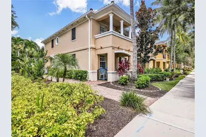 28614 Alessandria Cir, Bonita Springs, FL 34135 - Photo 3