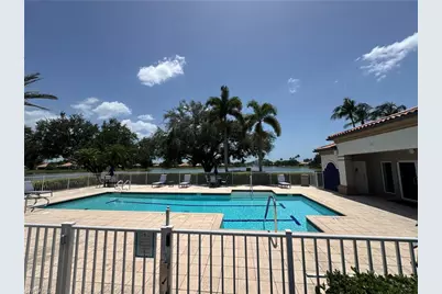 4402 Novato Ct, Naples, FL 34109 - Photo 35