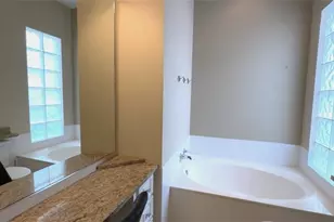 4402 Novato Ct, Naples, FL 34109 - Photo 13