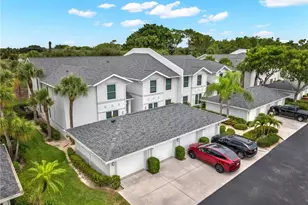 1320 Charleston Square Dr, Naples, FL 34110 - Photo 7