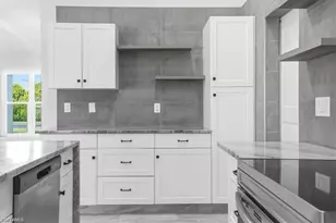 10225 Boca Cir, Naples, FL 34109 - Photo 7