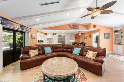 1813 Princess Ct, Naples, FL 34110 - Photo 7