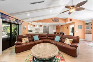 1813 Princess Ct, Naples, FL 34110 - Photo 7