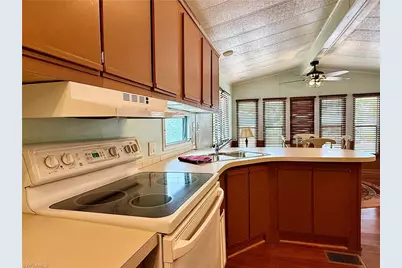 169 Panther Pass Cir #169, Naples, FL 34114 - Photo 11