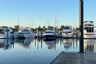 525 Newport Dr, Naples, FL 34114 - Photo 7