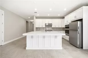 8805 Oceana Wy, Naples, FL 34114 - Photo 3