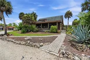 3935 24th Ave SE, Naples, FL 34117 - Photo 5