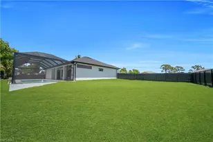 329 SW 26th Pl, Cape Coral, FL 33991 - Photo 39