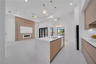 329 SW 26th Pl, Cape Coral, FL 33991 - Photo 11