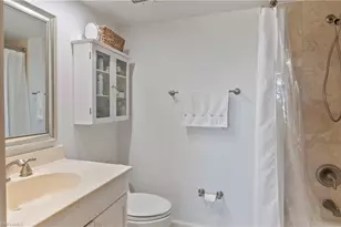 29 High Point Cir E, Naples, FL 34103 - Photo 13