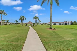 29 High Point Cir E, Naples, FL 34103 - Photo 35