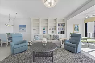 7040 Pelican Bay Blvd, Naples, FL 34108 - Photo 9