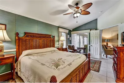 5866 Westbourgh Ct, Naples, FL 34112 - Photo 9