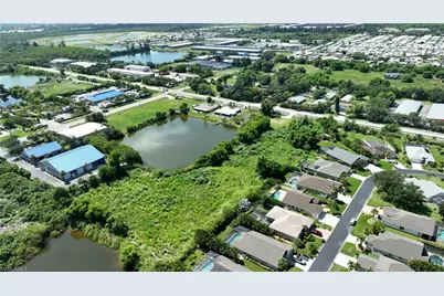 11088 Kelly Rd, Fort Myers, FL 33908 - Photo 11