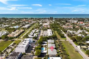 744 Broad Ave S, Naples, FL 34102 - Photo 33