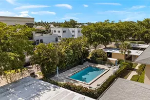 744 Broad Ave S, Naples, FL 34102 - Photo 29