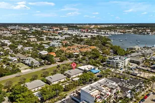 744 Broad Ave S, Naples, FL 34102 - Photo 31