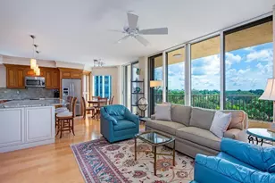 7425 Pelican Bay Blvd, Naples, FL 34108 - Photo 5