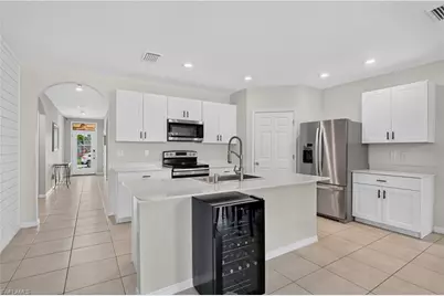 19139 Evergreen Rd, Fort Myers, FL 33967 - Photo 5