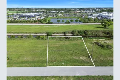 2104 NE 13th Ln, Cape Coral, FL 33909 - Photo 1