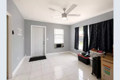 119 Maple Ave S, Lehigh Acres, FL 33936 - Photo 9