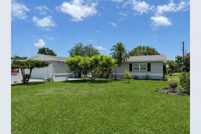 119 Maple Ave S, Lehigh Acres, FL 33936 - Photo 3