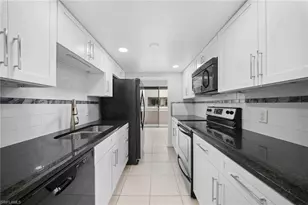 4807 Sunset Ct, Cape Coral, FL 33904 - Photo 7