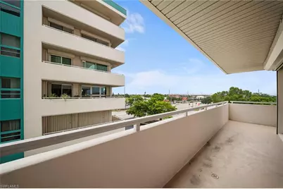4807 Sunset Ct #405, Cape Coral, FL 33904 - Photo 21