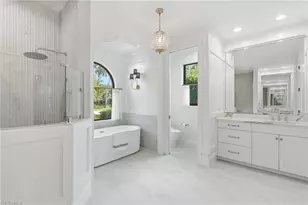 9833 Clear Lake Cir, Naples, FL 34109 - Photo 19