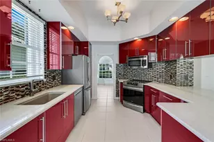 2709 Island Pond Ln, Naples, FL 34119 - Photo 9