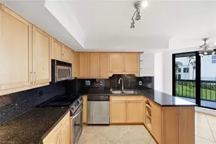 4551 Gulf Shore Blvd N, Naples, FL 34103 - Photo 19