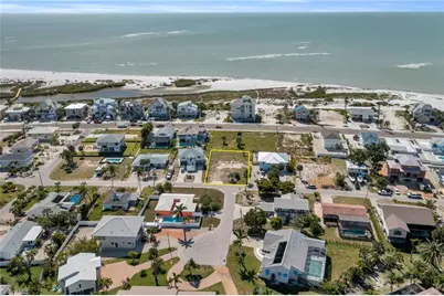 7930 Buccaneer Dr, Fort Myers Beach, FL 33931 - Photo 13