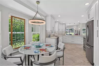 13071 Southampton Dr, Bonita Springs, FL 34135 - Photo 11