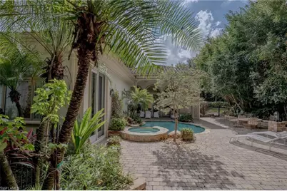 15627 Villoresi Way, Naples, FL 34110 - Photo 9