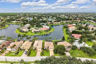 11163 Longshore Way E, Naples, FL 34119 - Photo 41