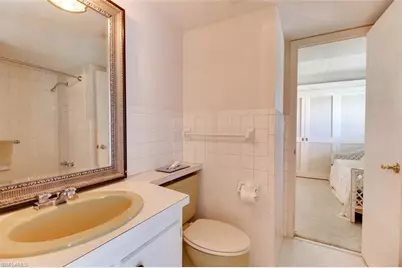250 7th Ave S #305, Naples, FL 34102 - Photo 17
