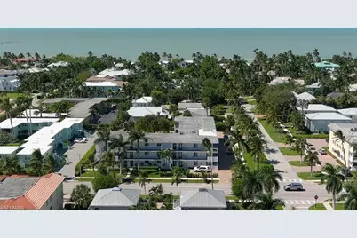 250 7th Ave S #305, Naples, FL 34102 - Photo 23