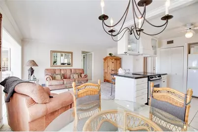 250 7th Ave S #305, Naples, FL 34102 - Photo 5