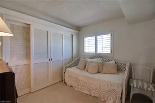 250 7th Ave S, Naples, FL 34102 - Photo 15